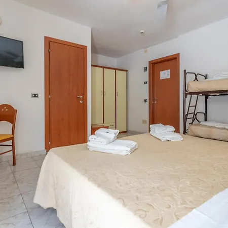 Hotel Clipper 3*