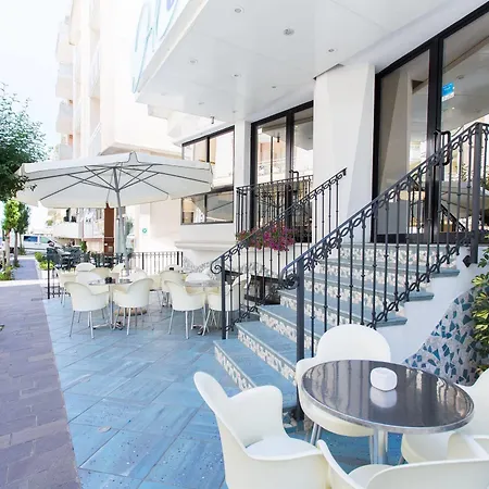 Clipper Hotel 3*