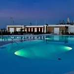 Clipper Hotel