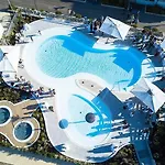 Clipper Hotel